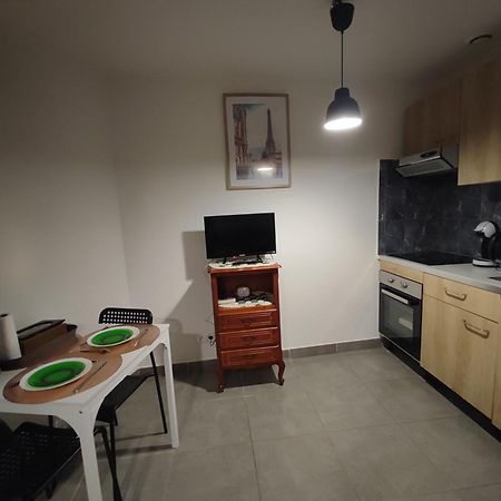 Ferienwohnung Le Calme Bourges Exterior foto